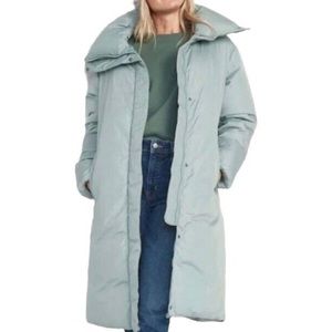 Old Navy Water Resistant Duvet Winter Coat